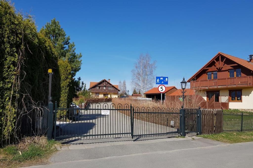 Villa Leika - Panoramablick Am Riesengebirge Mysłakowice Buitenkant foto